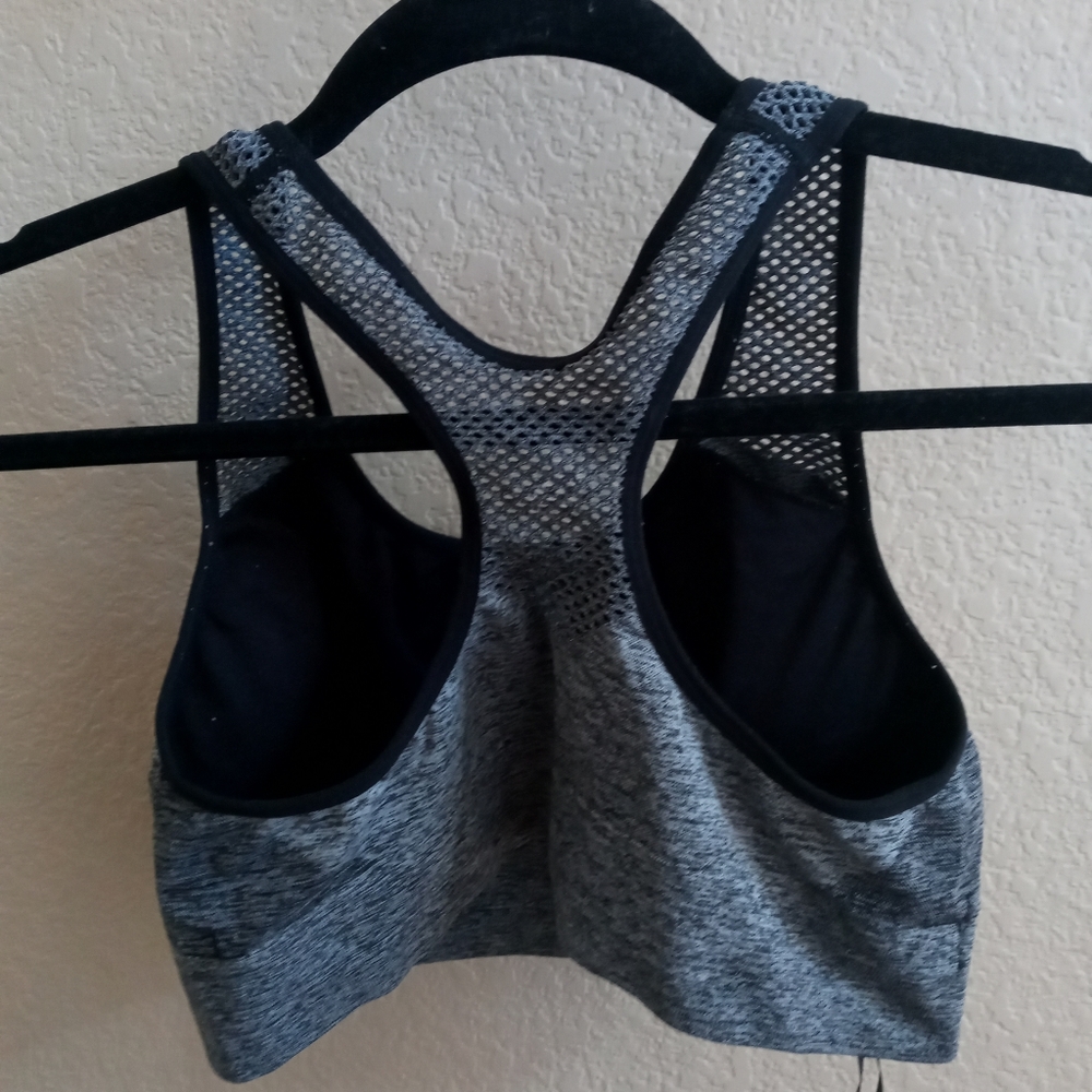 VS Pink- Sport- Medium- Bra - Picture 7 of 10